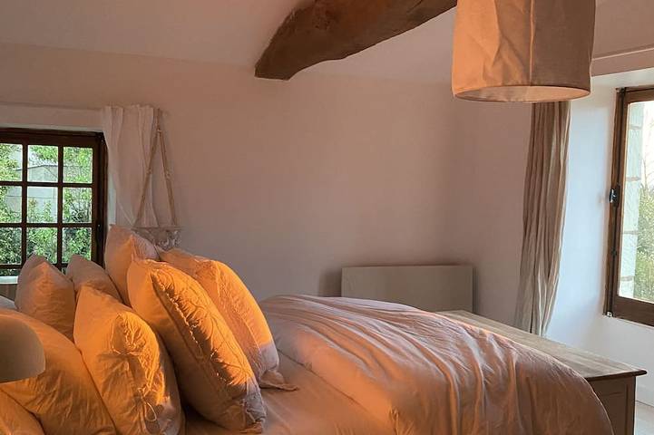 Location de vacances pour 10 personnes, avec terrasse et jardin à Berrie - 4