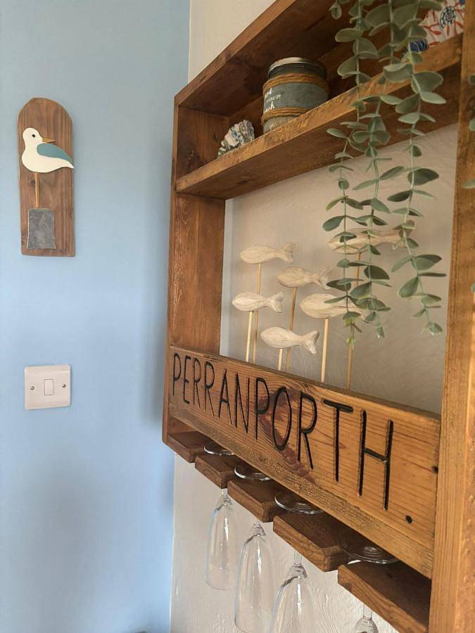 Entire apartment, Two-Bedroom Apartment in Perranporth, Cornwall