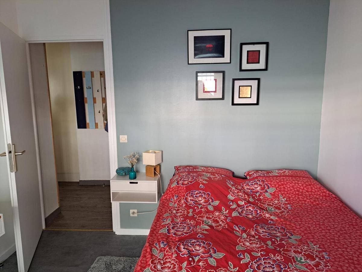 Appartement entier, Appartement cosy avec jardin et parking in Gennevilliers, Hauts-de-Seine