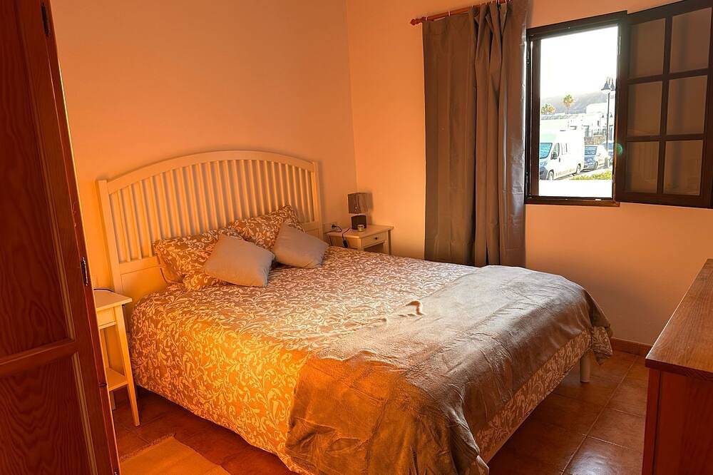 Entire apartment, Vv Maruja Apartment 3 Minutes From La Garita Beach Ideal To Disconnect in Arrieta, Haría
