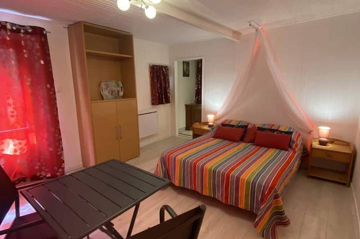 Gîte pour 2 personnes, avec terrasse à Molières-sur-Cèze - 2