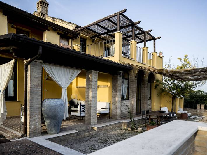 Appartamento per 4 persone, con giardino e piscina nonché terrazza in Ripatransone