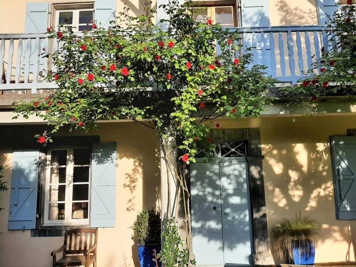 Location de vacances pour 2 personnes, avec jardin et balcon dans Vallée d'Ossau - 2