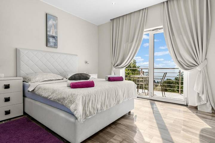 Chambre d’hôte pour 3 personnes, avec jardin ainsi que piscine et vue dans Grad Opatija - 4