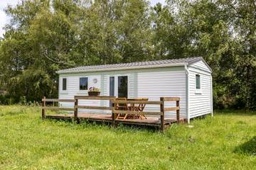 Camping pour 4 Personnes dans Queyrac, Côte d’Argent, Photo 1