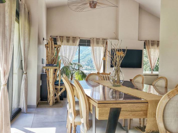 Location de vacances pour 10 personnes, avec jardin à Roche-Saint-Secret-Béconne - 2