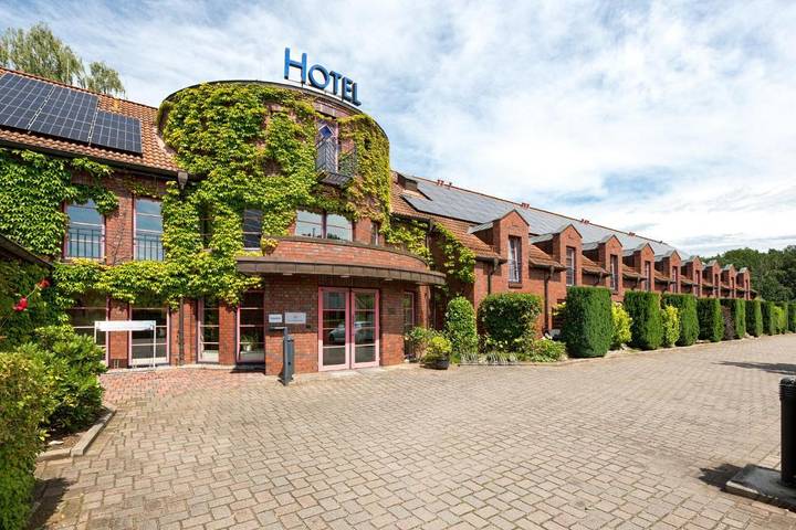 Hotel für 2 Personen, mit Terrasse und Garten sowie Sauna und Ausblick in Schwerin