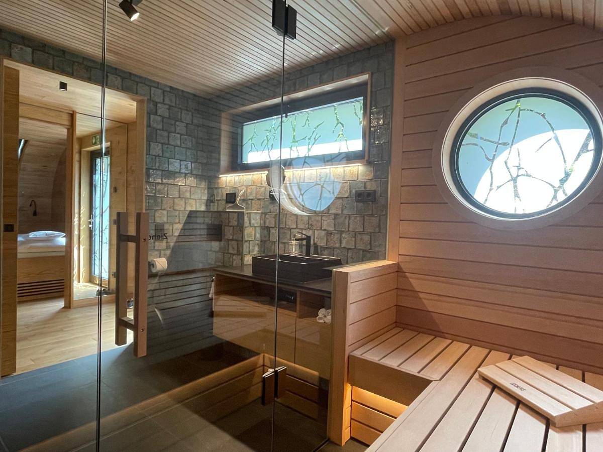 Wellness Chalet unterm Trifels in Bindersbach, Annweiler