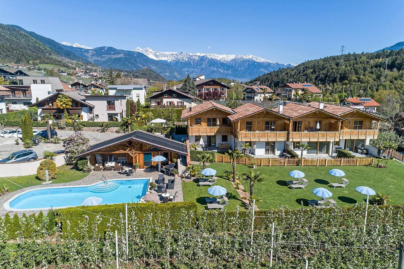 Chalet '6 65 m²' avec vue sur la montagne, piscine commune et Wi-Fi in Prissian, Tesimo