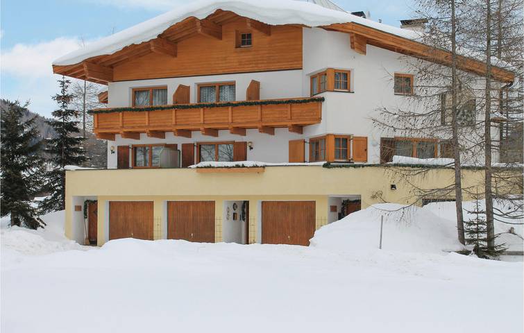 Ganze Ferienwohnung, Wohnung mit Bergblick, Garage und Terrasse in Stubaier Alpen, Obernberg am Brenner