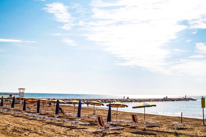 Location de vacances pour 4 personnes, avec piscine et jardin, adapté aux familles dans Province de Venise - 3
