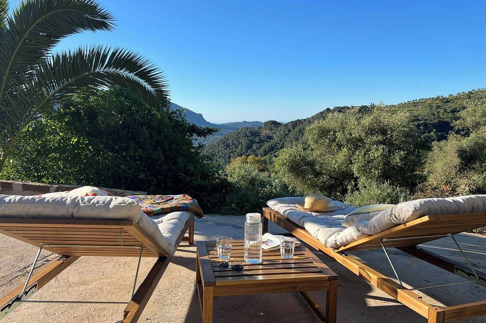 A naturally evolved place in nature – with pool and views of the sea in Gaucín, Málaga Province