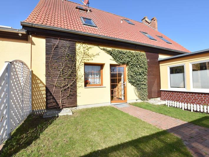 Ferienwohnung für 3 Personen, mit Garten und Terrasse in Neubukow-Salzhaff