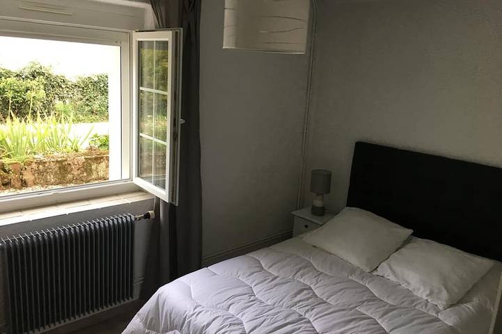 Gîte pour 4 personnes, avec jardin ainsi que terrasse et piscine dans Grandvillers - 3