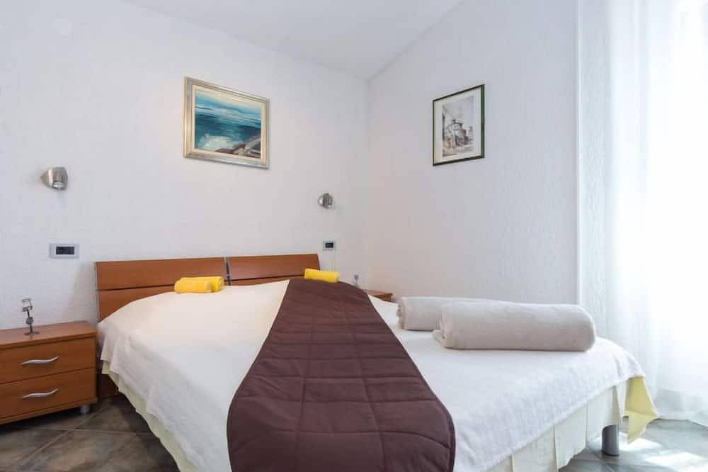 Ganze Wohnung, Starigrad in Naturpark Velebit