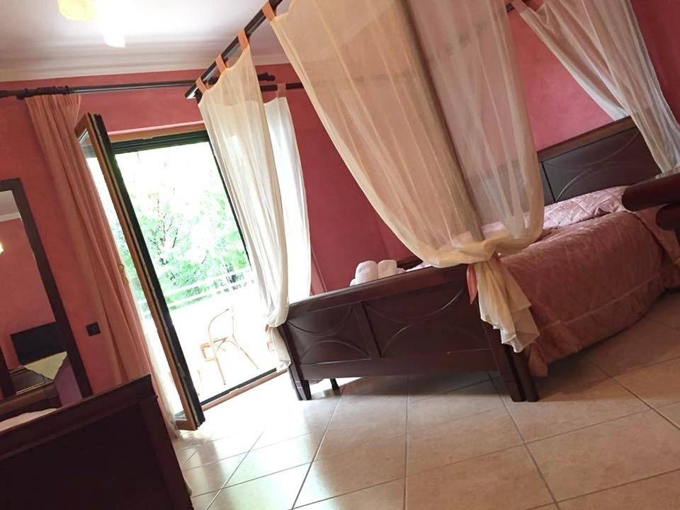 Double Room Single Use in Giffoni Valle Piana, Costa tirrenica Campania