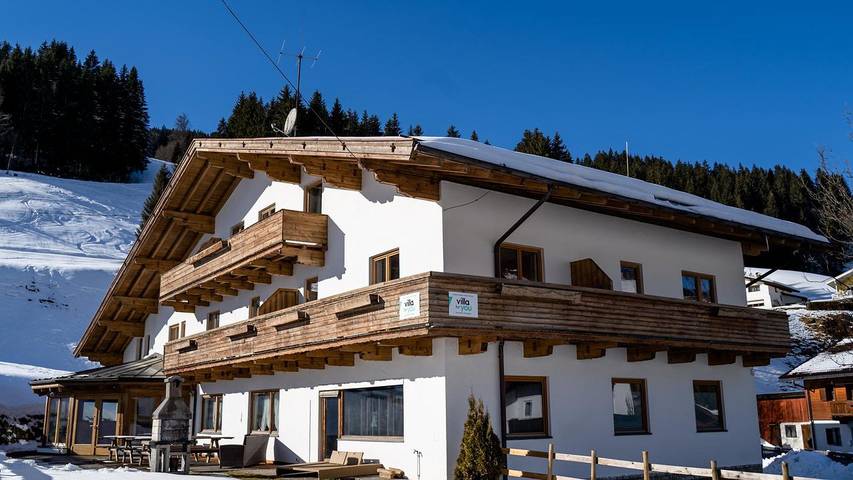 Ferienhaus für 45 Personen, mit Sauna und Terrasse sowie Garten, mit Haustier in Kelchsau