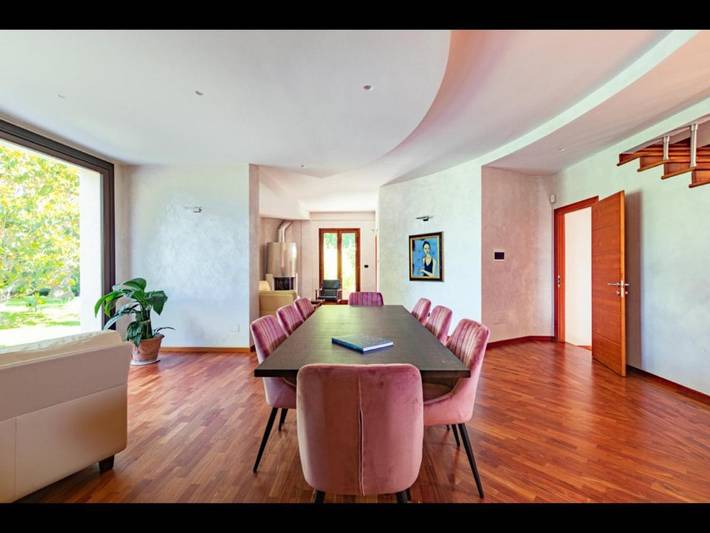 Villa pour 8 personnes, avec piscine ainsi que vue et jardin à Lecce - 2