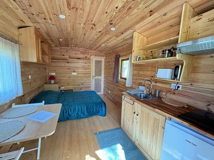 Location de vacances pour 2 personnes, avec balcon ainsi que jardin et piscine à Naujac-sur-Mer - 4