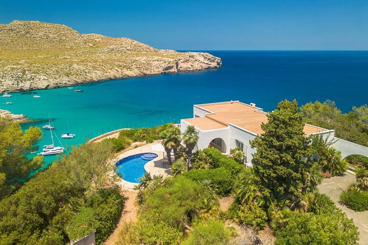 Villa pour 6 personnes, avec Balcon et Terrasse dans Pollença