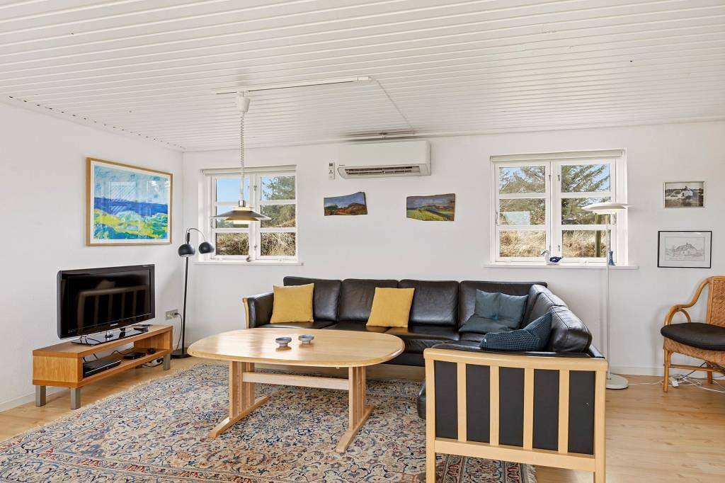 Ansprechendes Ferienhaus mit Sauna auf Naturgrundstück in Toftum, Wadden Sea National Park