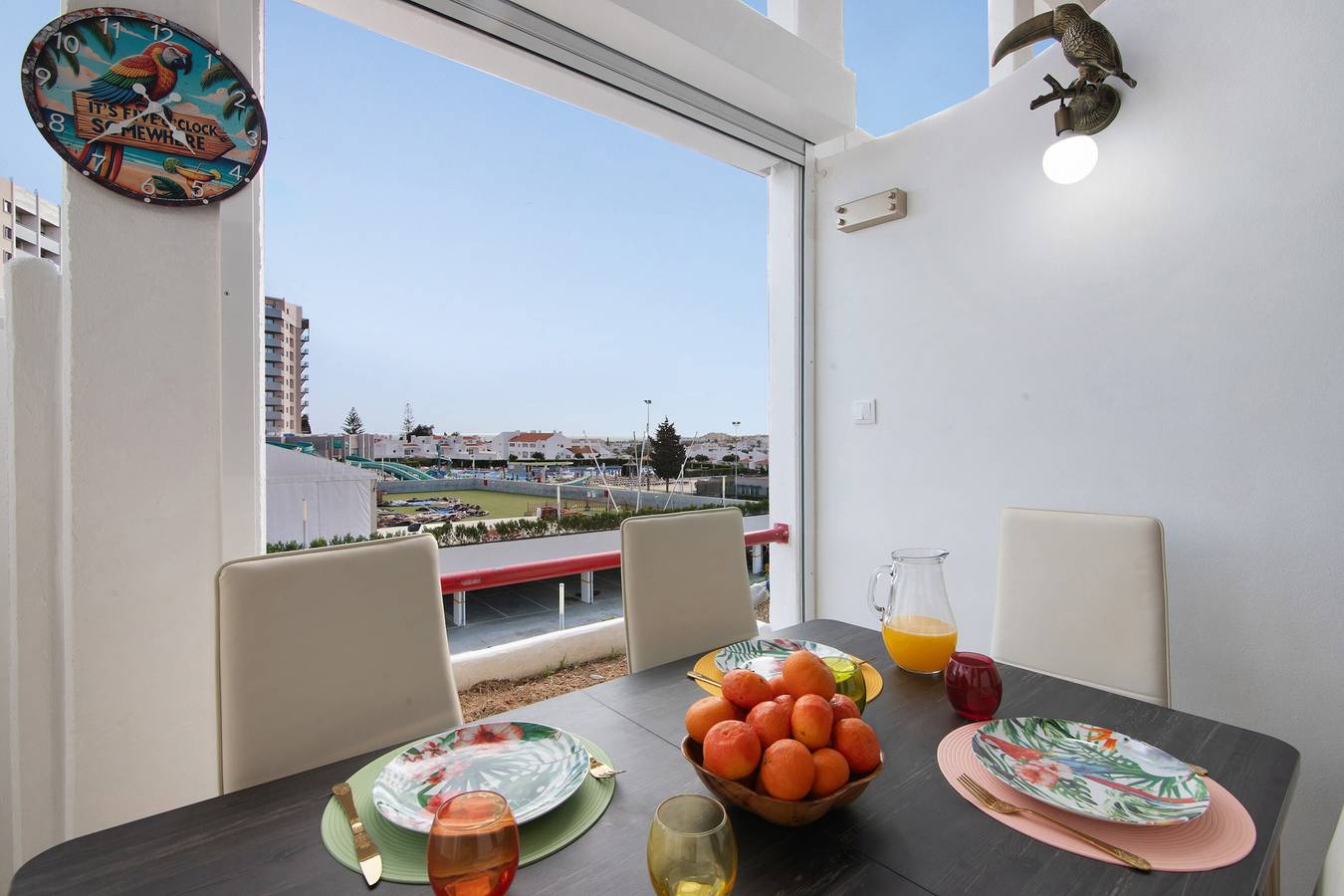 Appartamento intero, Appartamento 'Jungle' con piscina, Wi-Fi e aria condizionata in Monte Choro, Albufeira