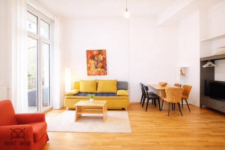 Ferienwohnung für 4 Personen, mit Balkon und Terrasse sowie Garten und Ausblick in Wien - 2