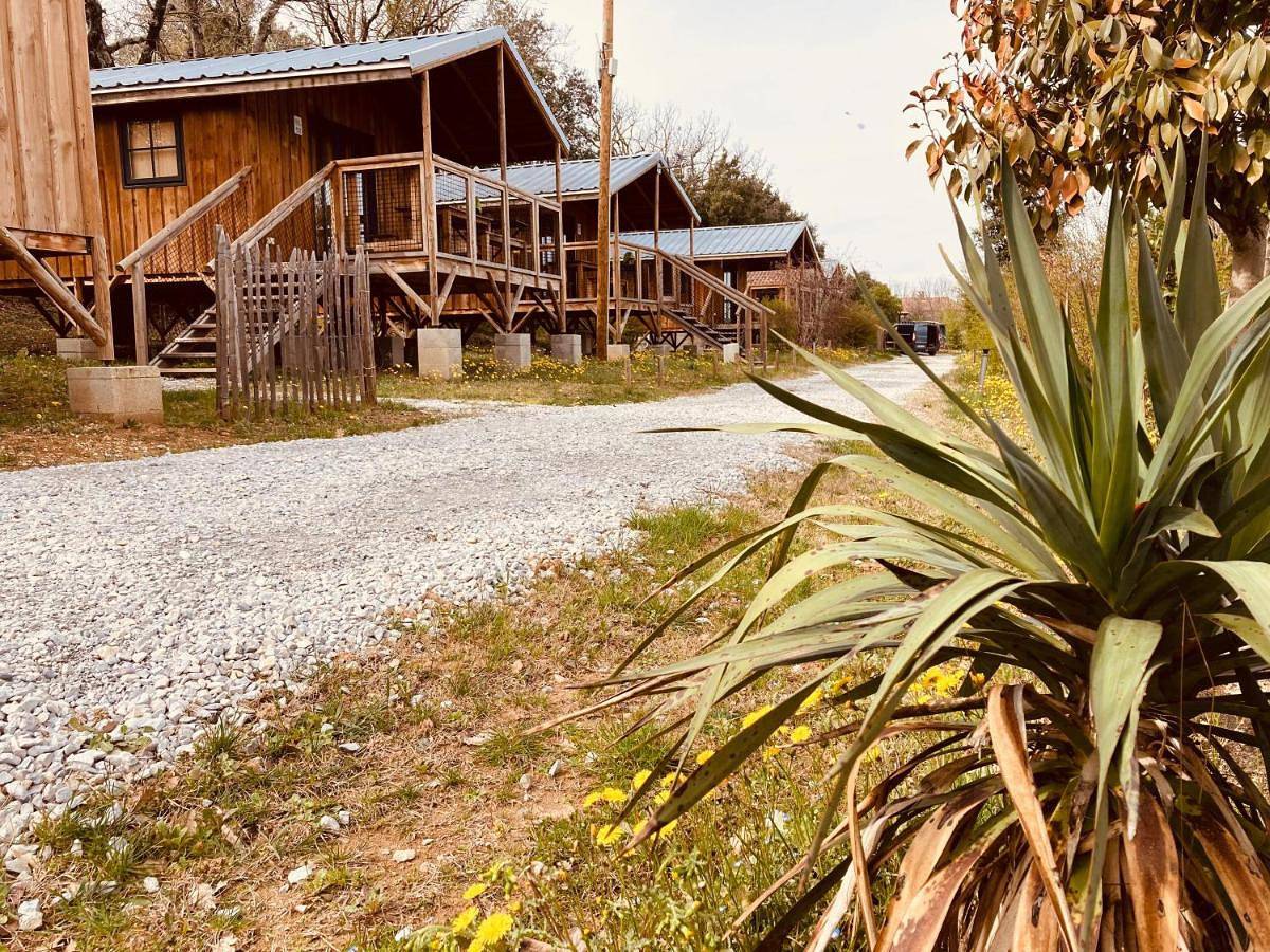 Lodges du Ushuaïa Villages Camping les 4 Saisons in Grane, Die und Umgebung