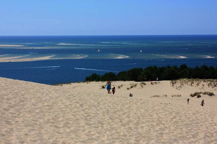 Location de vacances pour 9 personnes, avec jacuzzi et jardin à Mortagne-sur-Gironde - 3