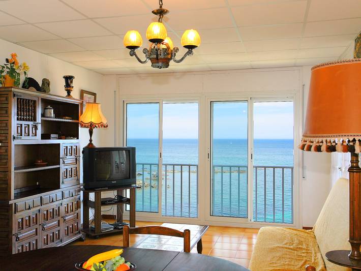 Ferienwohnung für 6 Personen, mit Balkon in Llanca - 2