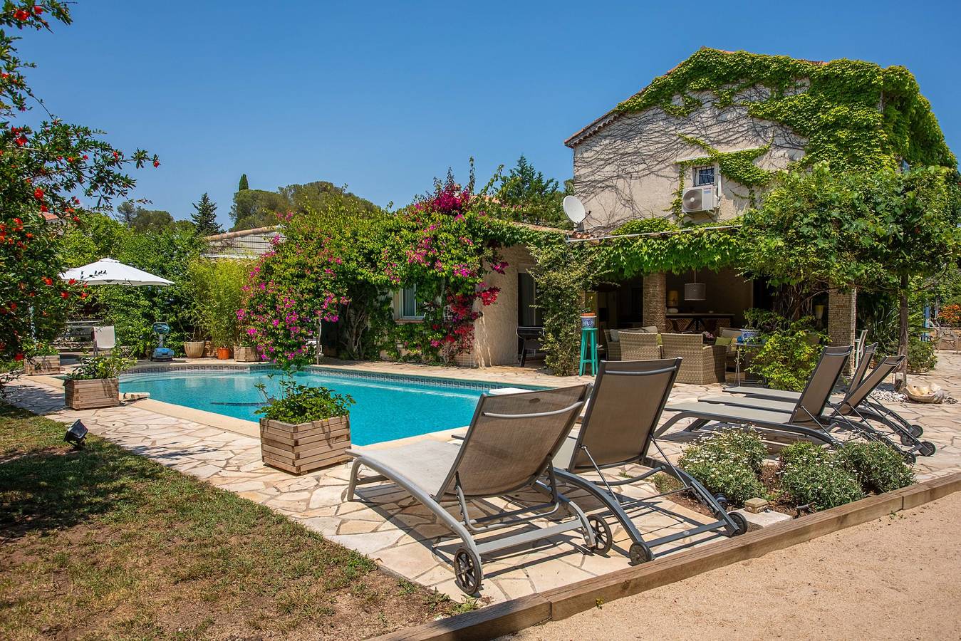 Villa "Provençale Proche de la Mer" com piscina privada e Wi-Fi in Saint-Raphaël (Var), Costa mediterrânica (França)