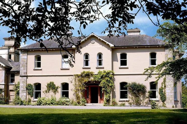 Holiday home for 12 people, with hot tub and sauna as well as garden - 1