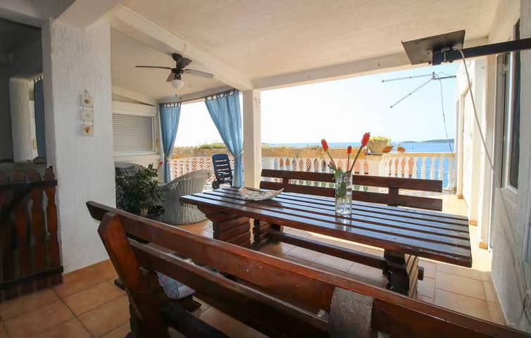 Ferienwohnung für 6 Personen, mit Terrasse, mit Haustier auf Vis - 4