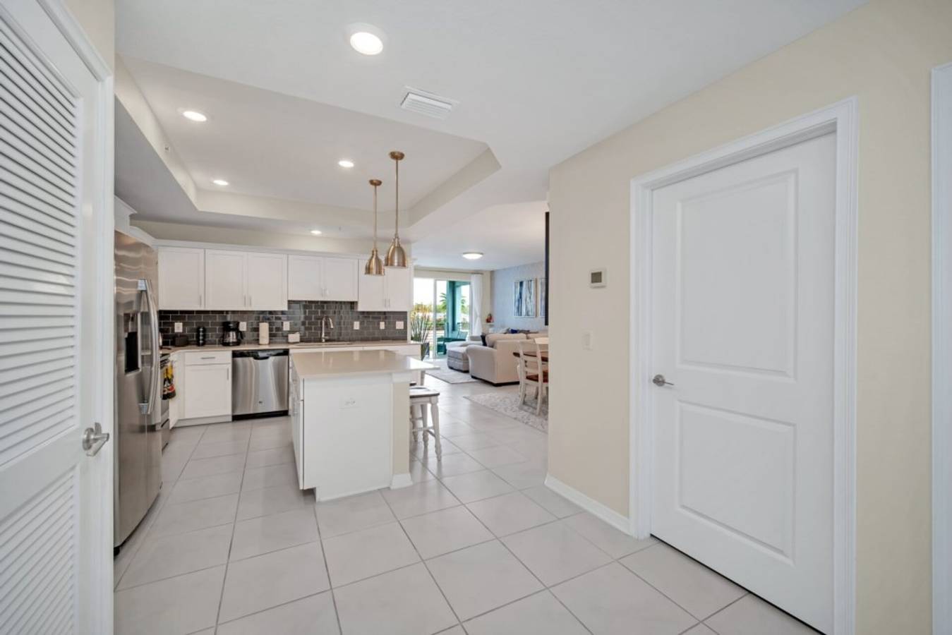 Enjoy a Holiday of a Lifetime in a Luxury Condo on Storey Lake Resort, Orlando Villa 6333 in Condado de Osceola