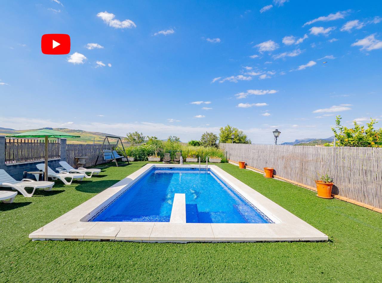 Cubo's Casa Rural Villa Los Mellizos in Ardales, Provincia de Málaga
