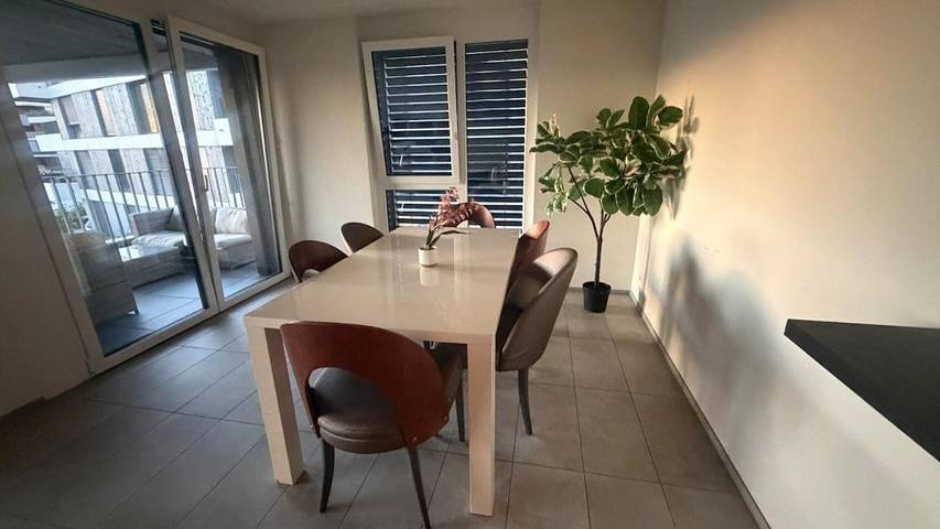 Gîte pour 6 personnes, avec Balcon et Vue à Crissier