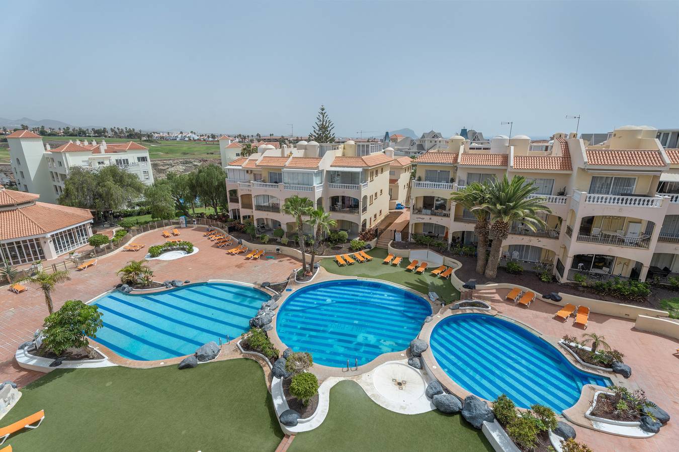 Ganze Wohnung, Ferienwohnung 'Michelangelo Resort 126' mit Gemeinschaftspool, Gemeinschaftsgarten und Klimaanlage in Las Adelfas, San Miguel de Abona
