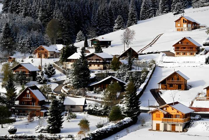 Gîte pour 12 personnes, avec terrasse et jardin dans Saint-Dié-des-Vosges - 2