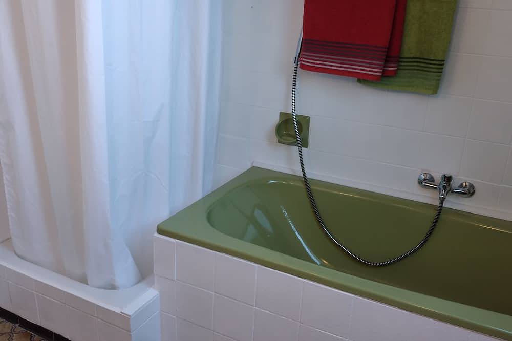 Ganze Wohnung, Ferienwohnung (65qm) mit Balkon in Merkendorf, Fränkisches Seenland