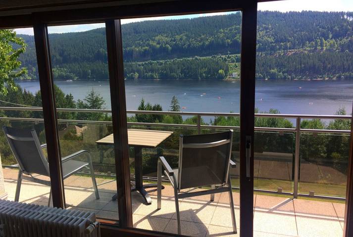 Ganze Ferienwohnung, Titiseeblick in Titisee (Titisee-Neustadt), Hinterzarten