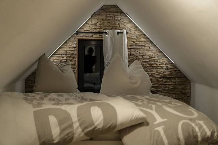 Ferienhaus für 3 Personen, mit Sauna und Garten in Zella-Mehlis - 2