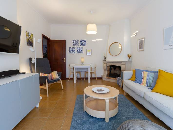 Casa de férias para 3 pessoas, com varanda e vista para o lago em Aveiro