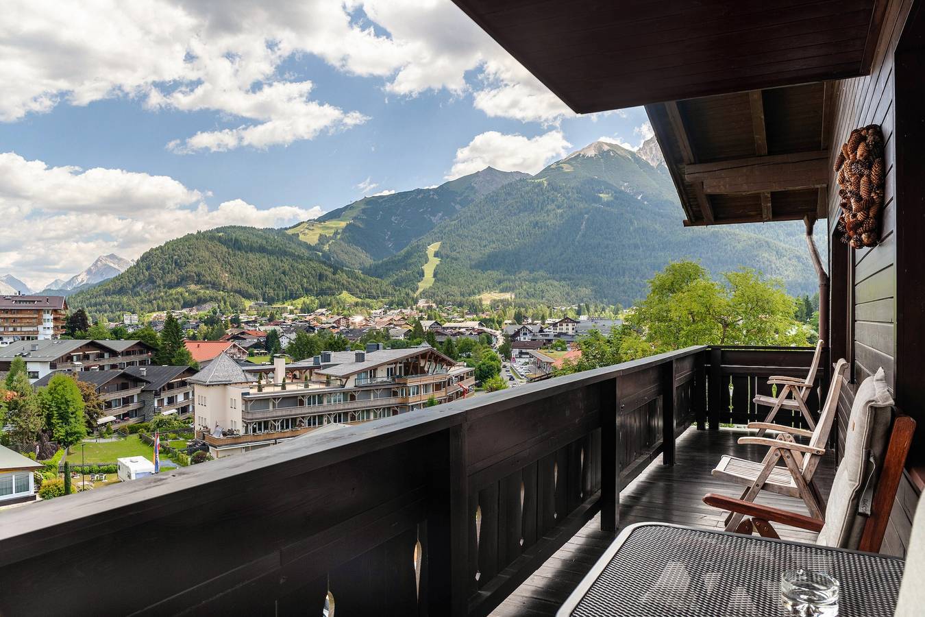 Ganze Wohnung, Ferienwohnung 'Haus Excelsior Top 35' mit Bergblick, Balkon und Wlan in Seefeld in Tirol, Innsbruck Land