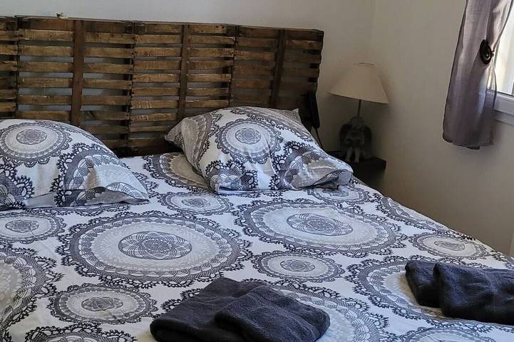 Location de vacances pour 11 personnes, avec jardin à Rochegude - 2