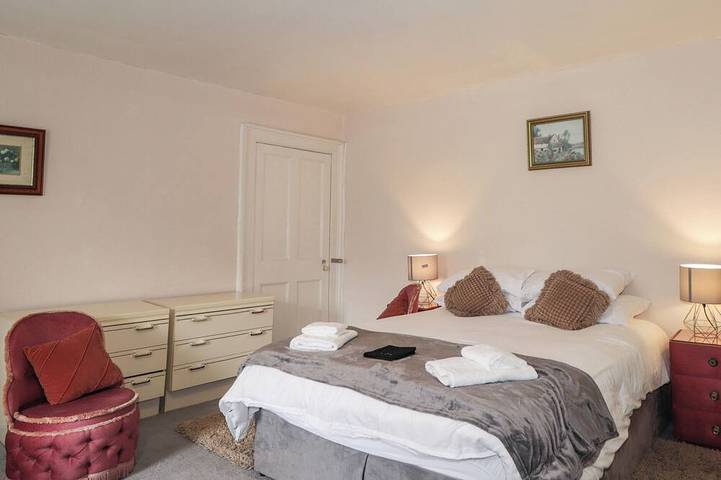 Ivy House, pet friendly, with open fire in Kingussie in Kingussie, Cairngorms National Park