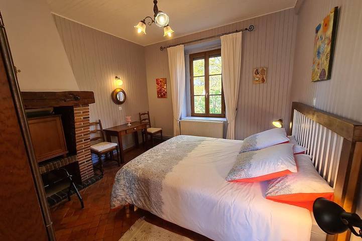 Gîte pour 4 personnes, avec jardin à Ligny-le-Ribault - 3
