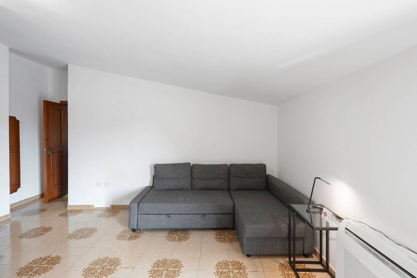 Apartamento entero, Apartamento 'Ce Tour - Casa Cetara Centro 1' con Terraza Privada, Wi-Fi y Aire Acondicionado in Cetara, Costa Amalfitana