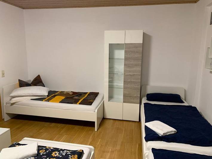 Ferienwohnung für 7 Personen in Glauchau - 4