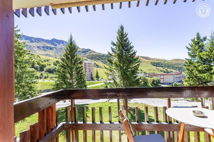 Gîte pour 4 personnes à Montgellafrey - 2