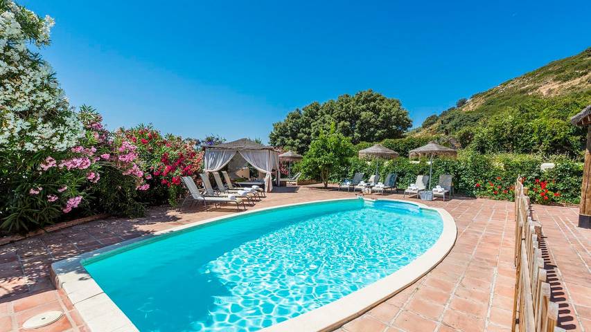Chalet para 12 personas, con Balcón/Terraza además de Jacuzzi y Piscina en Antequera